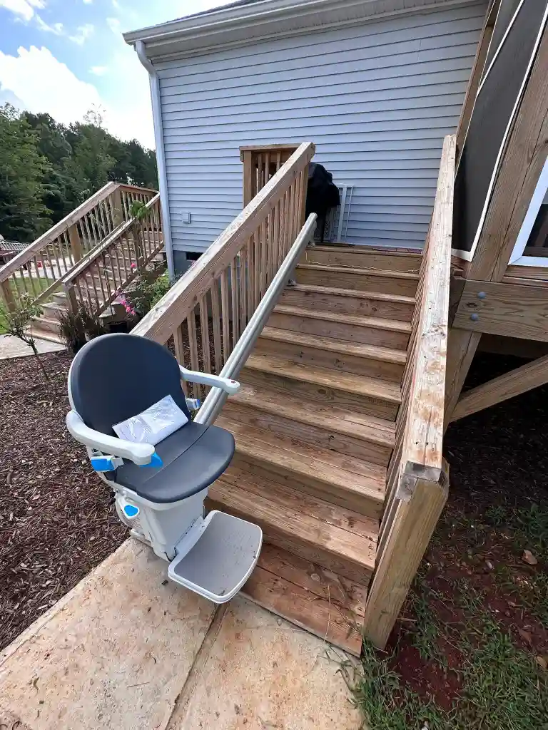outdoor stair lift